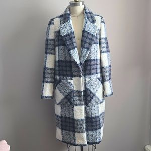 FOREVER 21 PLAID HAIRY OVERCOAT